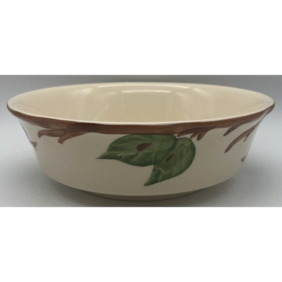 Vintage Franciscan Apple 9" Round Serving Bowl 1979-1984 Back Stamp - Picture 2 of 6